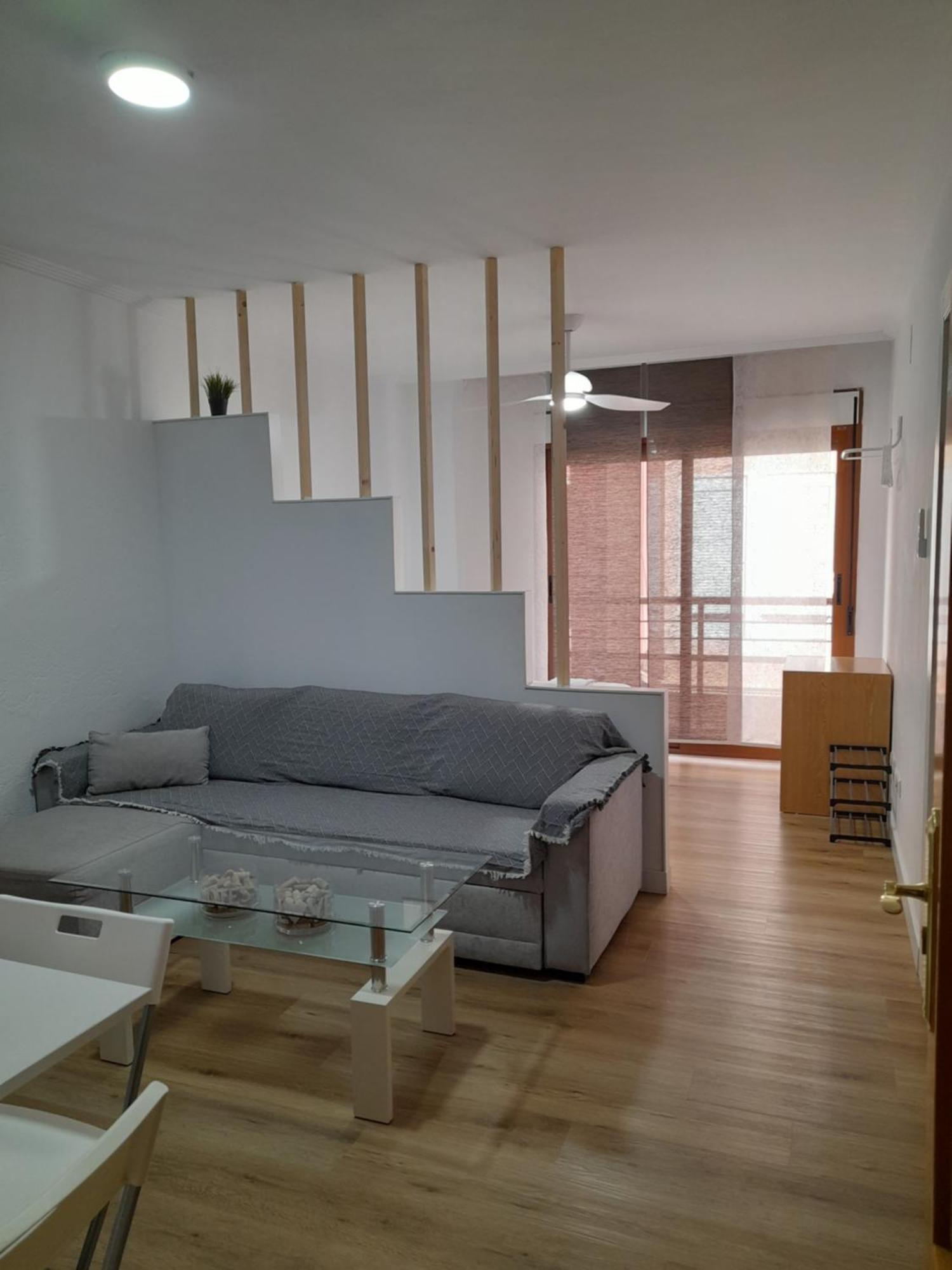 Comodo Aparta Estudio Centrico En Alicante Esterno foto